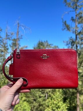 COACH Double Zip Wristlet Phone Wallet Red Pebble Leather Gold Hardware AUTHNTC